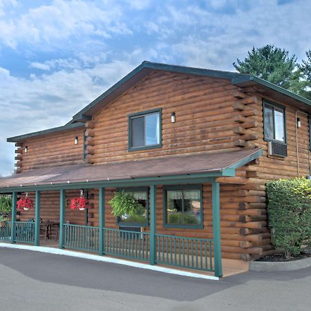 Super 8 By Wyndham Lake George/Warrensburg Area Экстерьер фото
