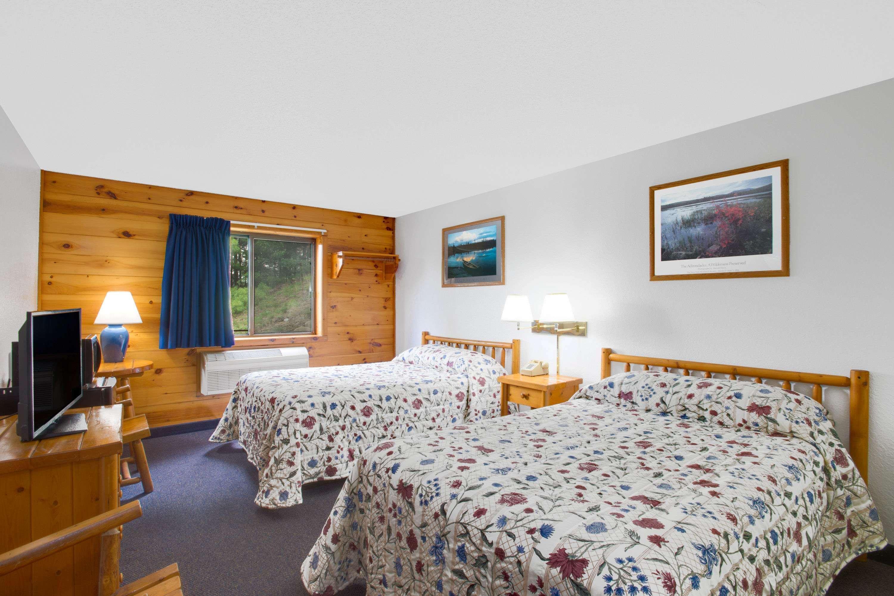 Super 8 By Wyndham Lake George/Warrensburg Area Экстерьер фото