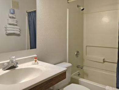 Super 8 By Wyndham Lake George/Warrensburg Area Номер фото